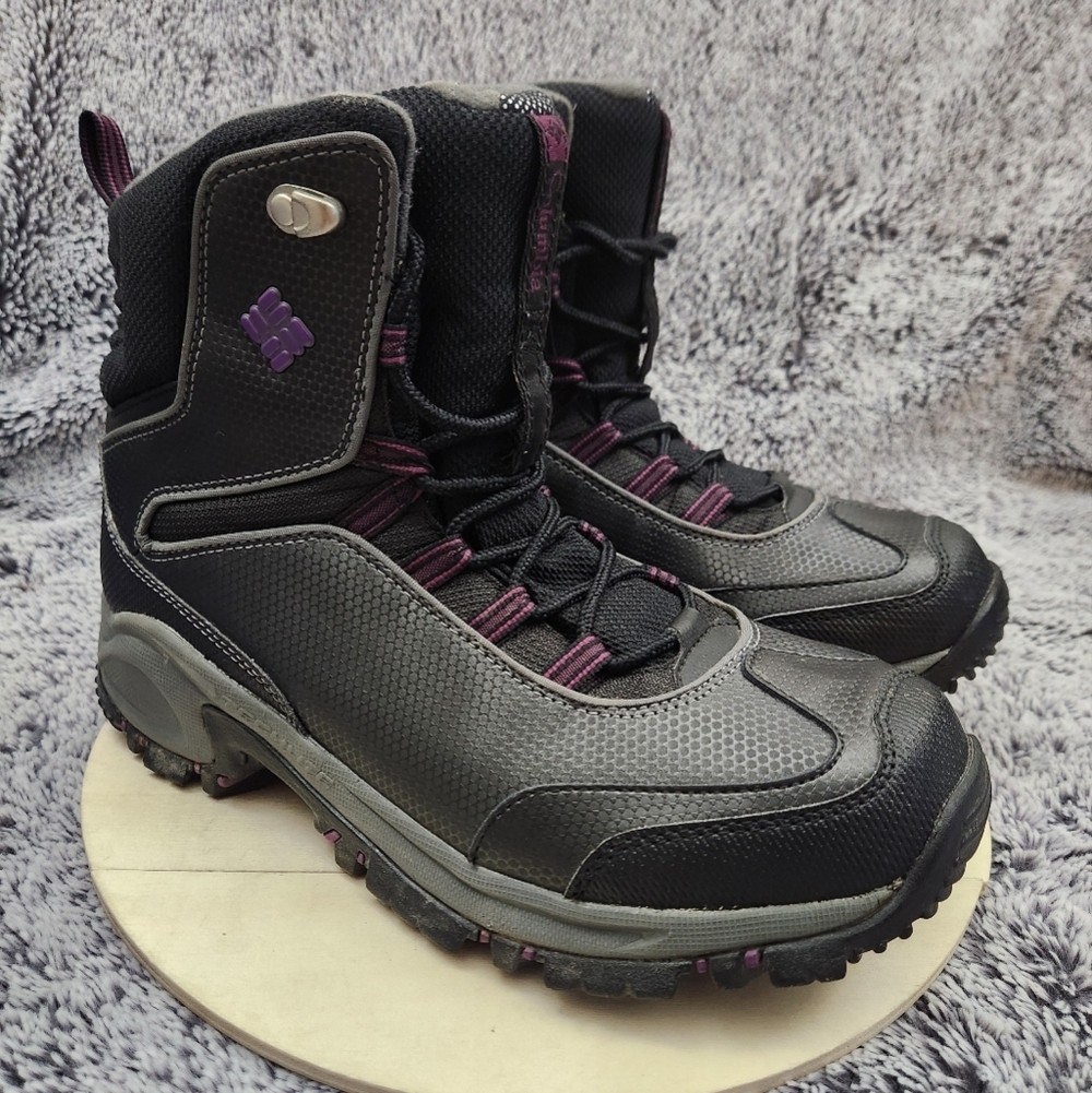 Columbia Women's Bugaboot Plus II Omni Heat Boot Size 9.5